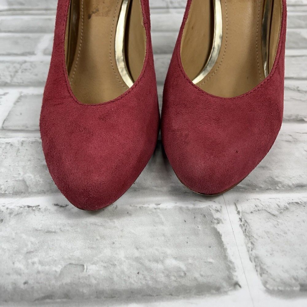 Coach Urban Women's Size 6 Red Suede Classic Pump Heels - Picture 7 of 15